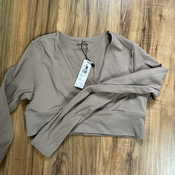 Garage ribbed crop top - Picture 3 of 3